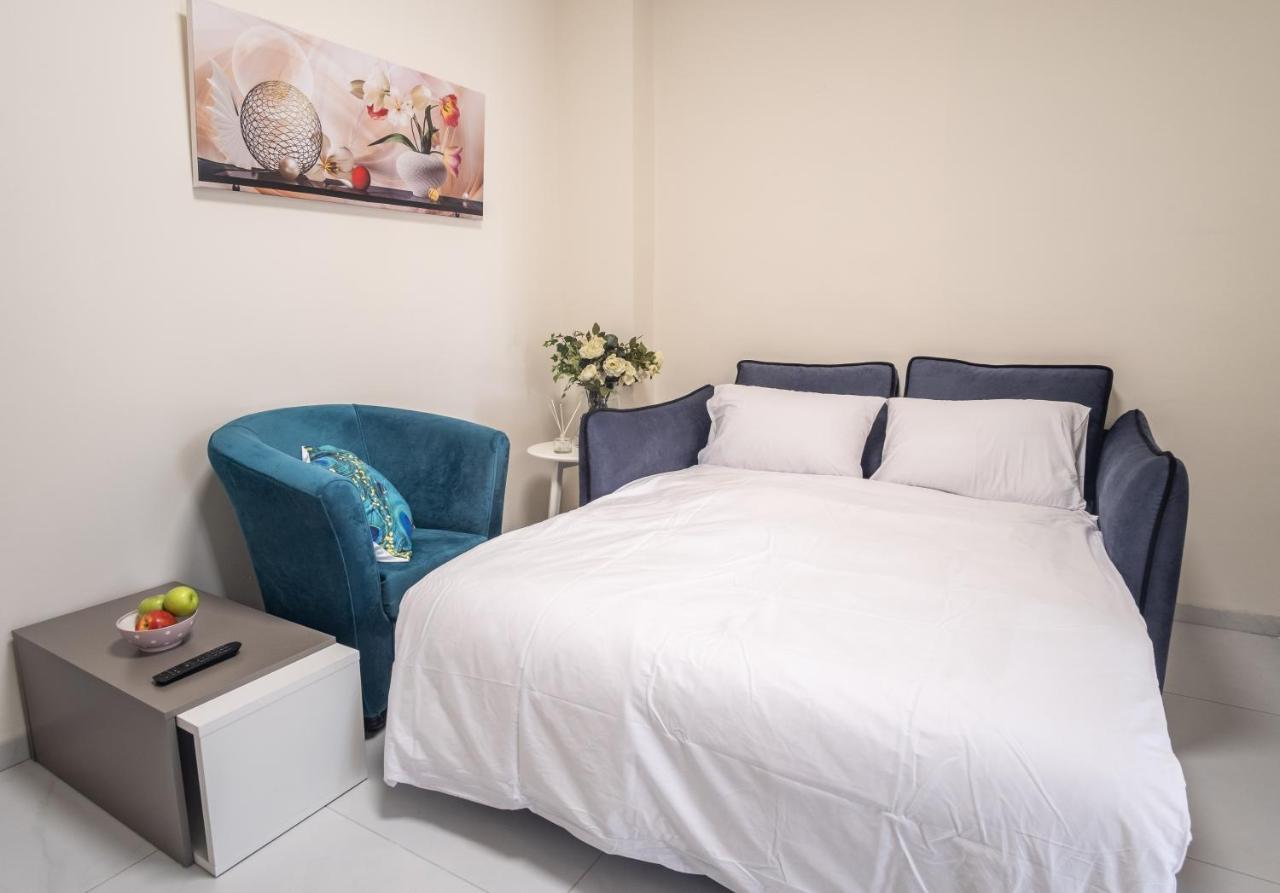 Port City Haifa - Luxury Apartments 50 Mtrs From The Beach Exterior photo
